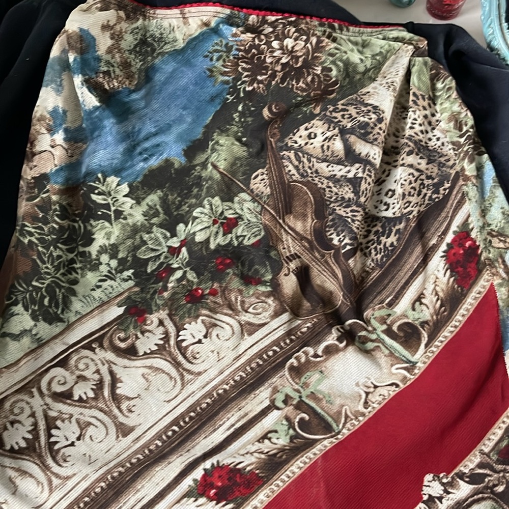 Skirt - Picture 3 of 3